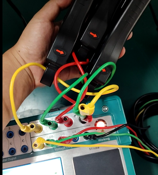 三相电能质量分析仪操作接线介绍(图3) 三相电能质量分析仪操作接线介绍(图3)