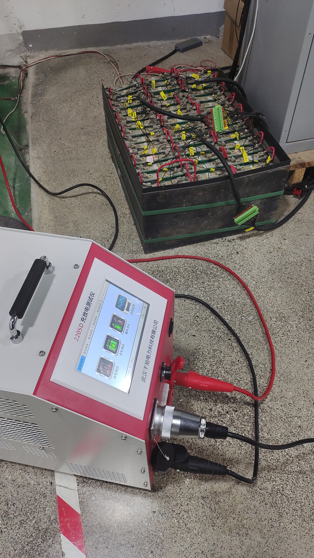 蓄电池放电测试仪靠谱厂家推荐-武汉千旭电力(图1) 3f93d02e2de8d6a82d3afef0a6d61784.jpg