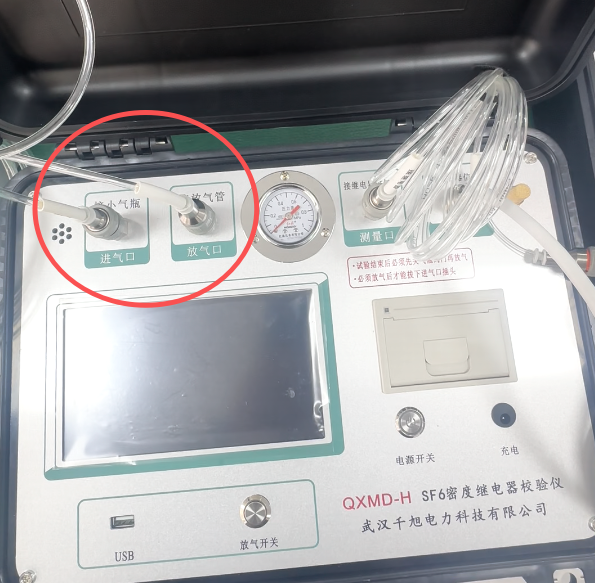 SF6 密度继电器校验仪厂家实操接线.png